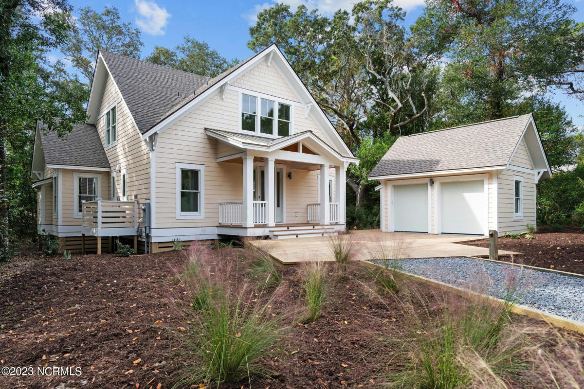 122 N BALD HEAD WYND, BALD HEAD ISLAND, NC 28461, photo 1 of 66