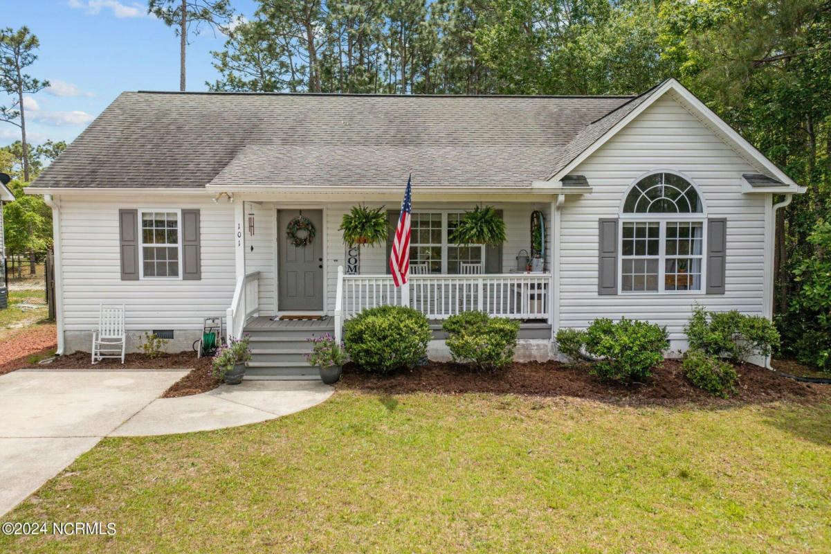 101 N HIGH POINT RD, SOUTHPORT, NC 28461, photo 1 of 62