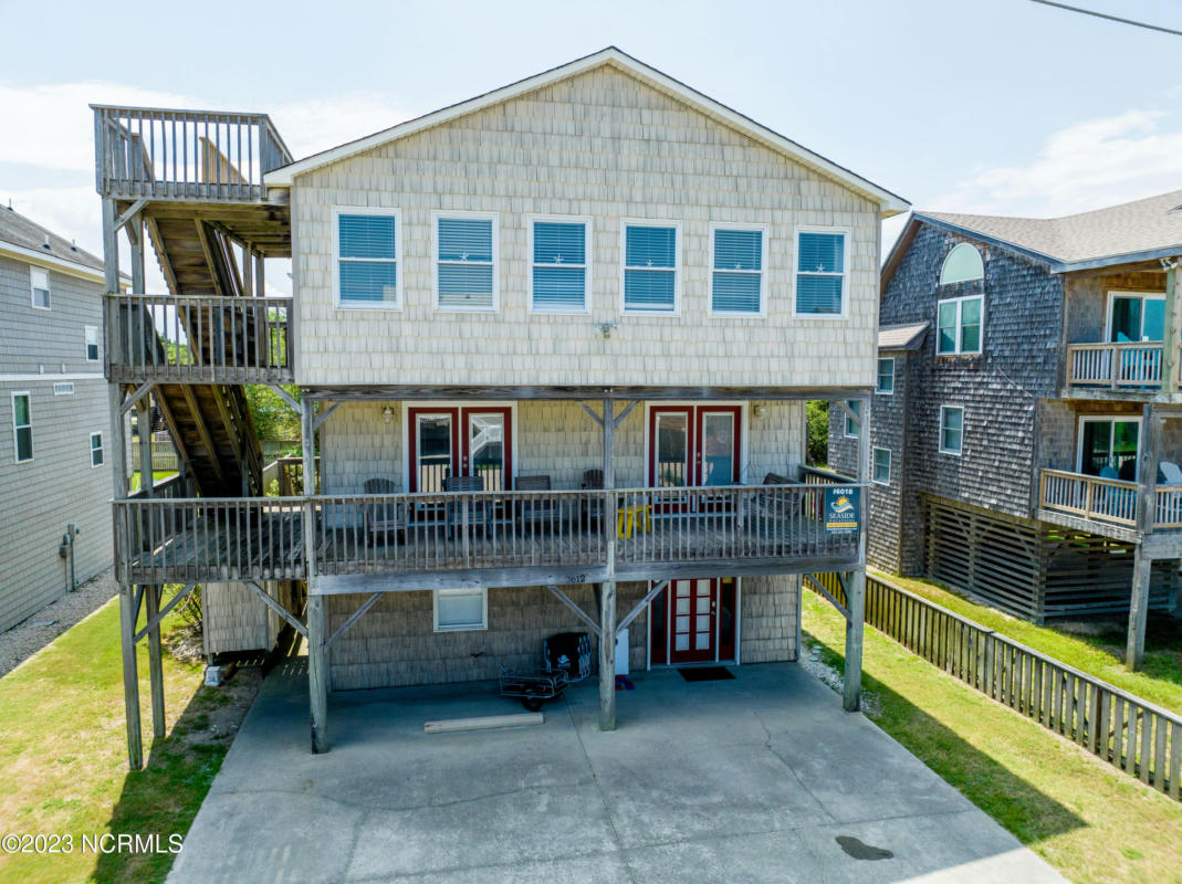 2612 S MEMORIAL AVE, NAGS HEAD, NC 27959, photo 1 of 42