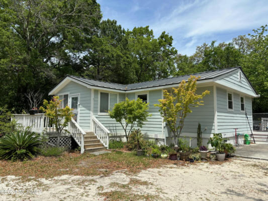 114 STUART AVE, SOUTHPORT, NC 28461, photo 2 of 14