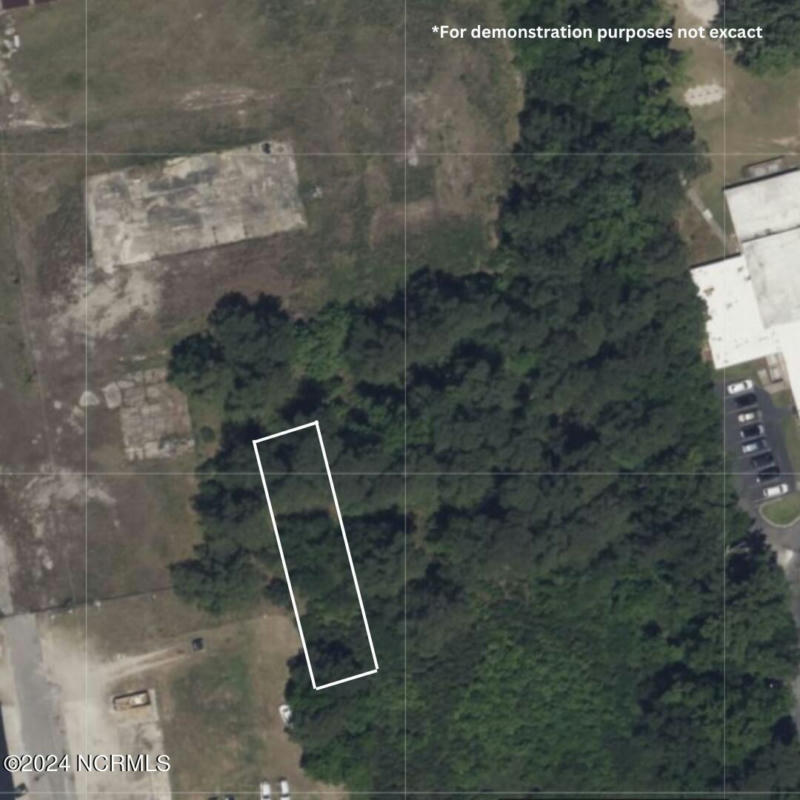 LOT 3 NEAR 606 WASHINGTON STREET # 3, WHITEVILLE, NC 28472, photo 1 of 7