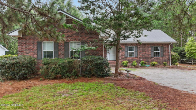135 EDGEWATER DR, WEST END, NC 27376 - Image 1