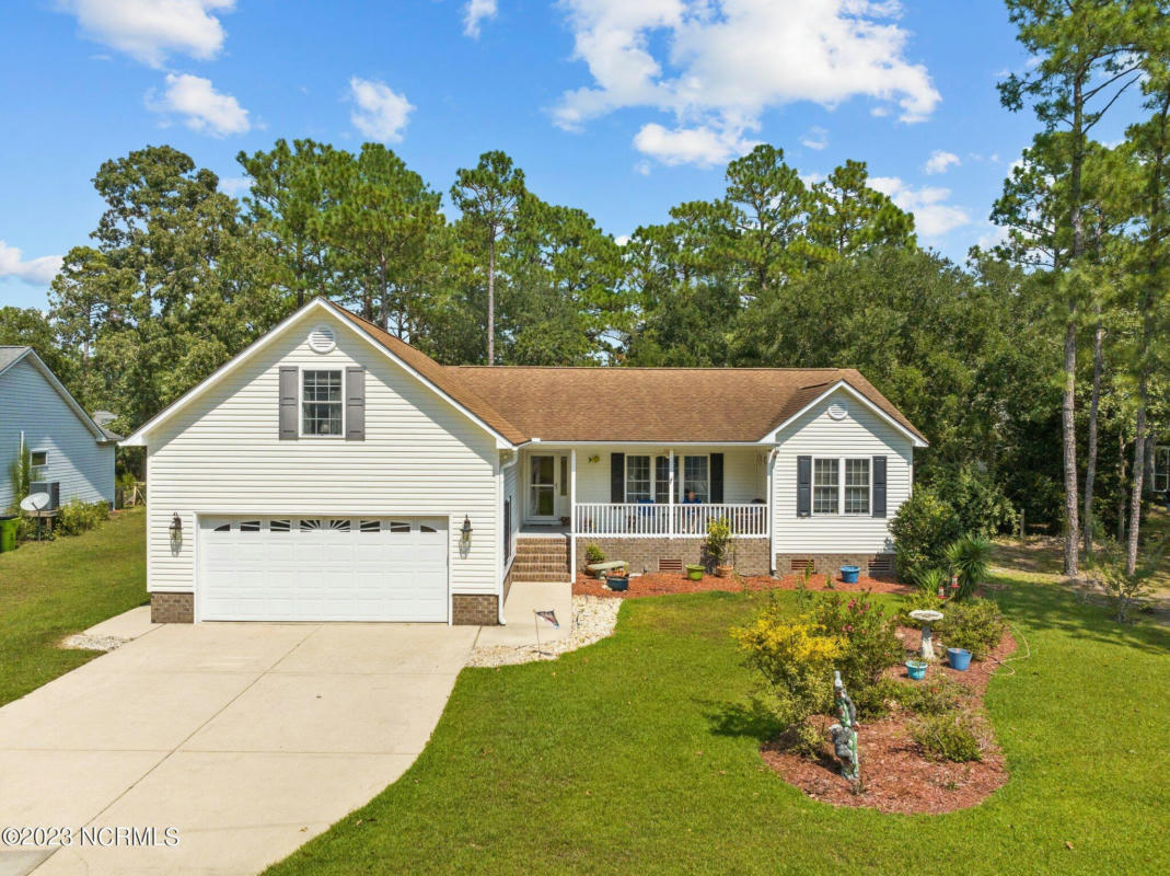 808 HELM DR, NEW BERN, NC 28560, photo 1 of 58