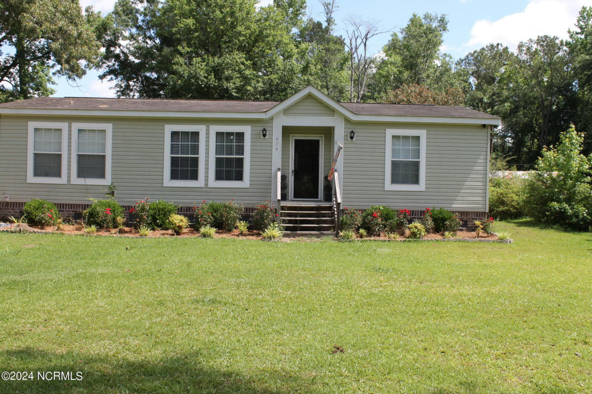 525 OLD WILMINGTON RD, WHITEVILLE, NC 28472, photo 1 of 19