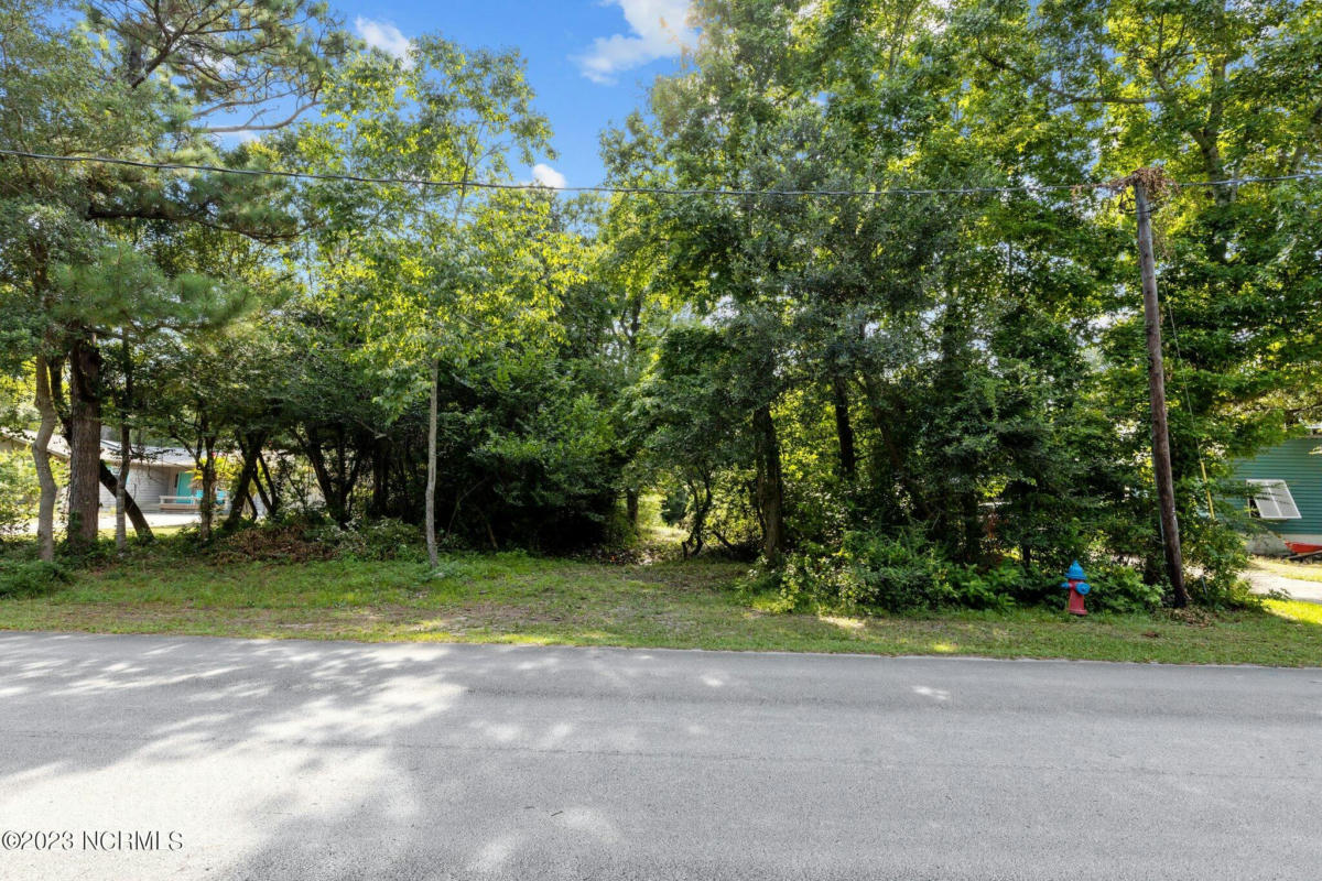 149 ARBORVITAE DR, PINE KNOLL SHORES, NC 28512, photo 1 of 18