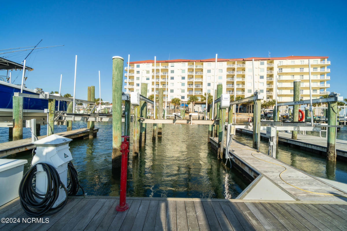 100 OLDE TOWNE YACHT CLUB DR SLIP C09, BEAUFORT, NC 28516, photo 1 of 18