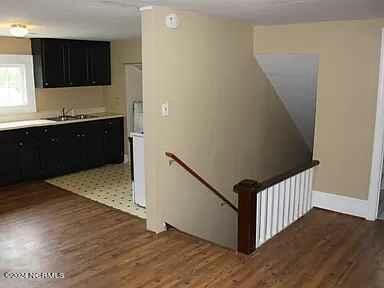 305 S EASTERN ST # B, GREENVILLE, NC 27858, photo 3 of 9