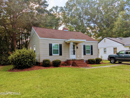 205 N THOMPSON ST, WHITEVILLE, NC 28472 - Image 1