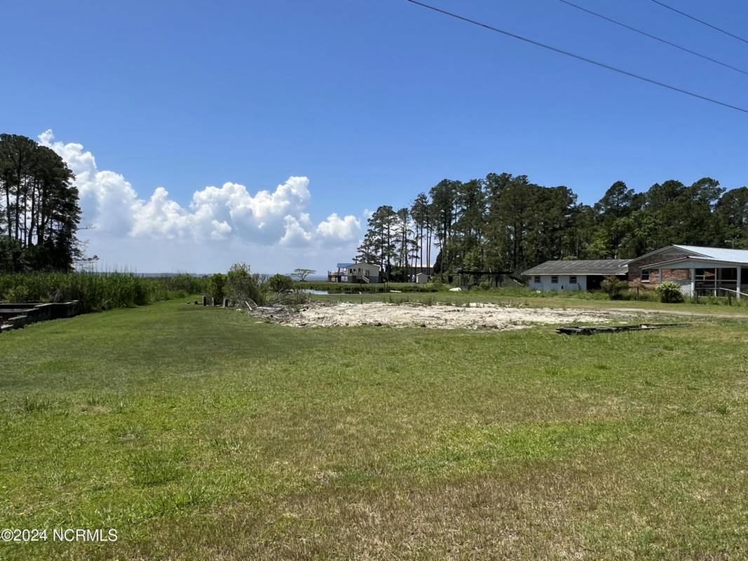 287 OLD PAMLICO BEACH RD W, BELHAVEN, NC 27810, photo 1 of 13