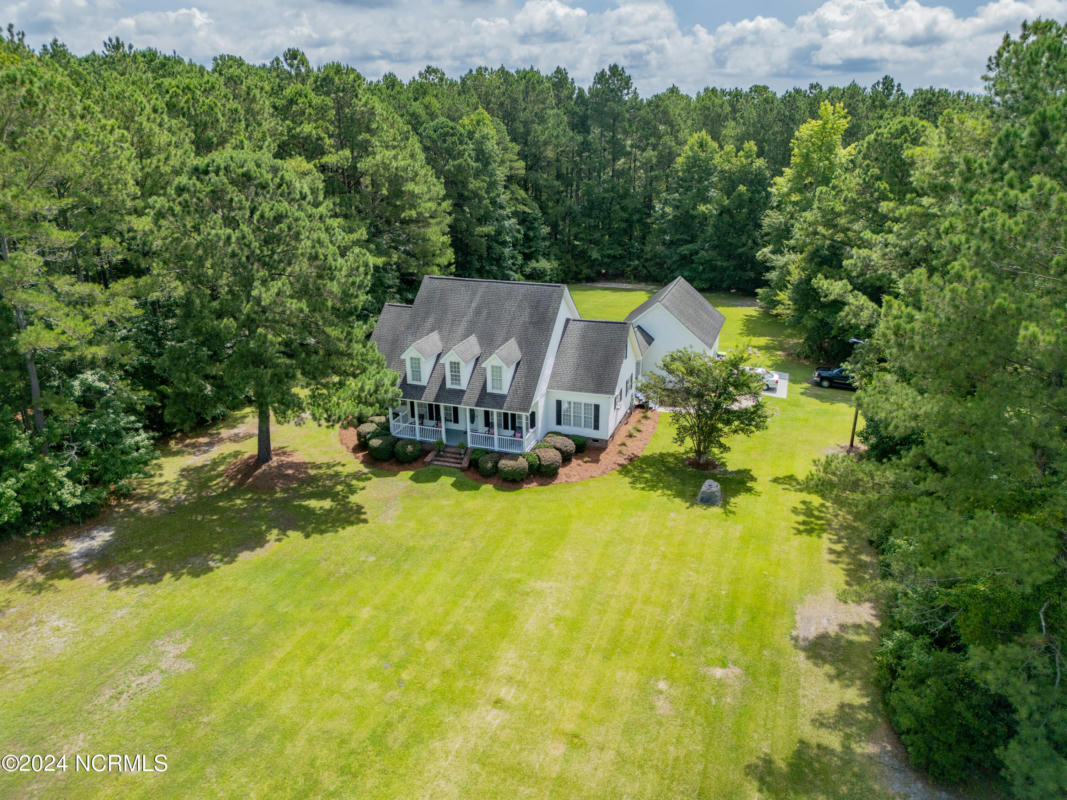 642 WARD TOWN RD N, WHITEVILLE, NC 28472, photo 1 of 40