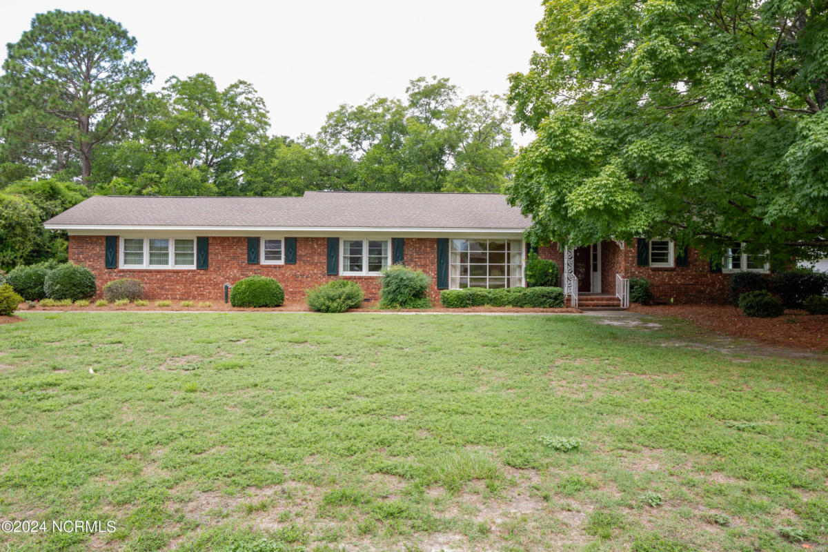 118 S MAIN ST, SALEMBURG, NC 28385, photo 1 of 53