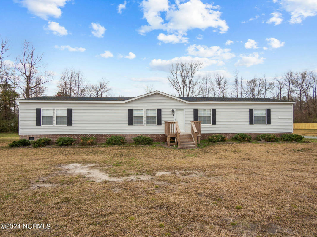 117 GEORGE SUMNER RD, BEULAVILLE, NC 28518, photo 1 of 50