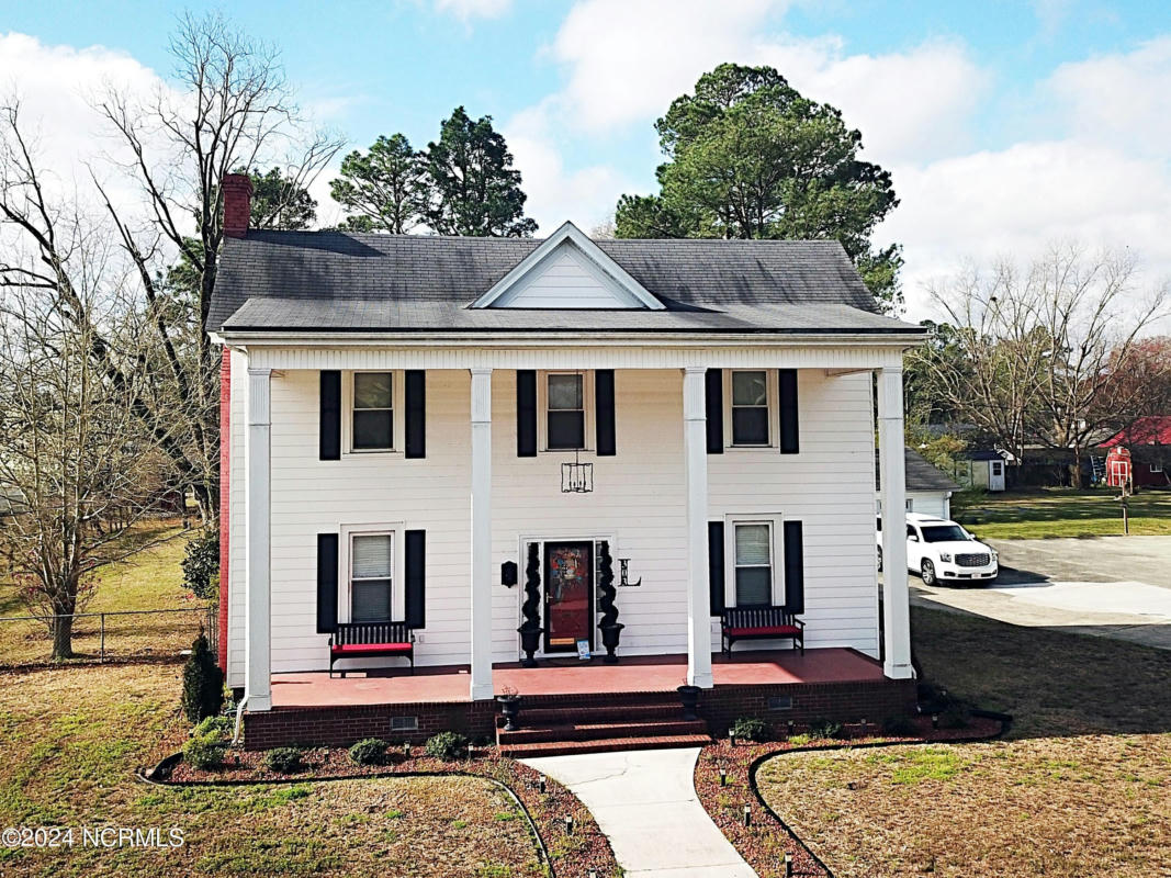 303 W WASHINGTON ST, LA GRANGE, NC 28551, photo 1 of 28