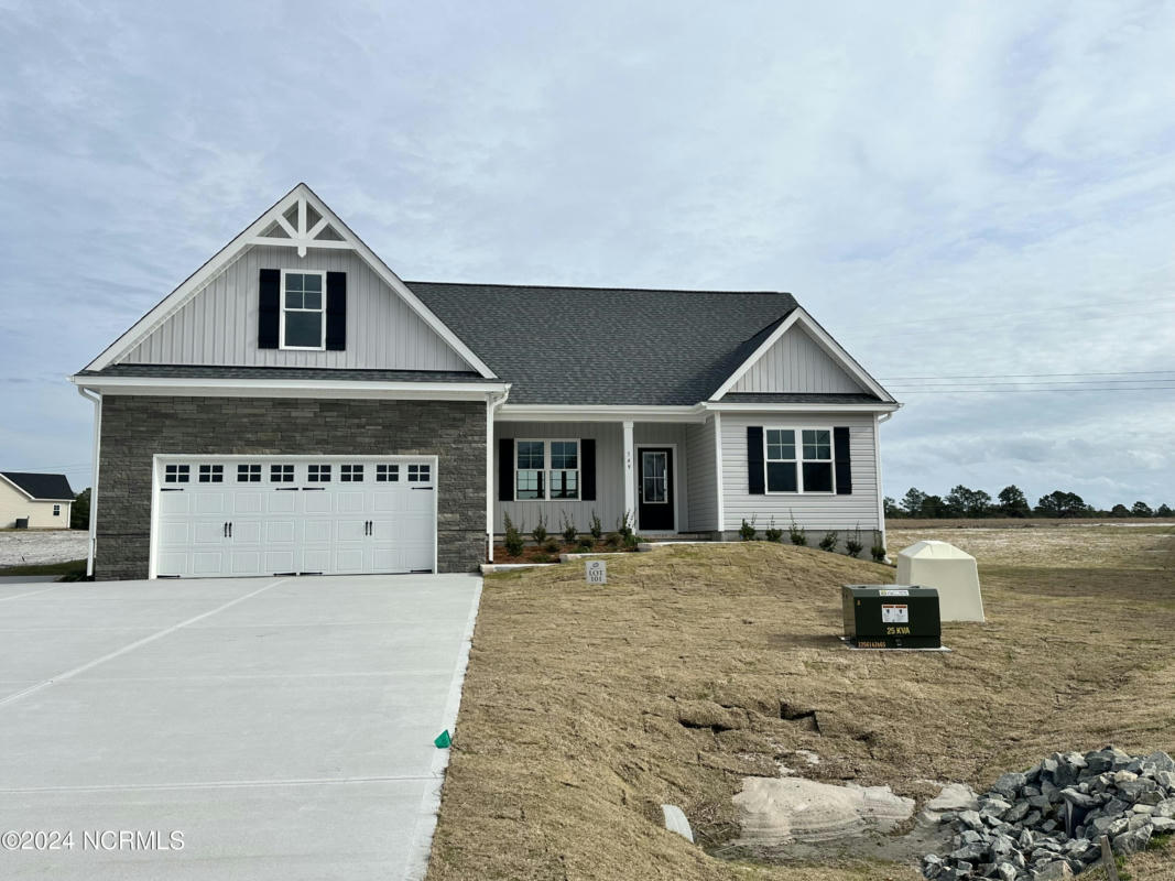 549 BELLOWS LN, ROCKY POINT, NC 28457, photo 1 of 32