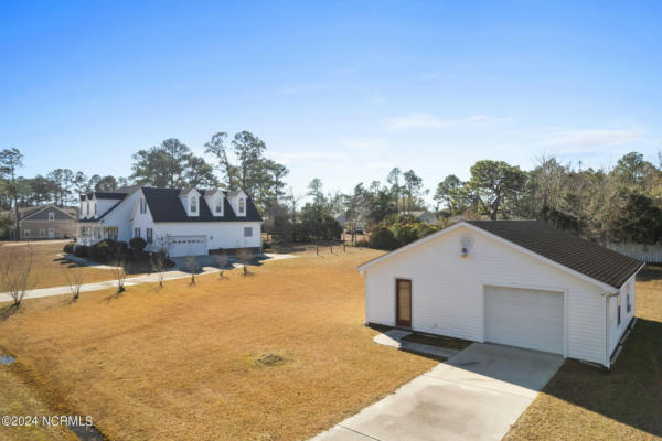 38 WINDOVER DR, SOUTHPORT, NC 28461, photo 2 of 60