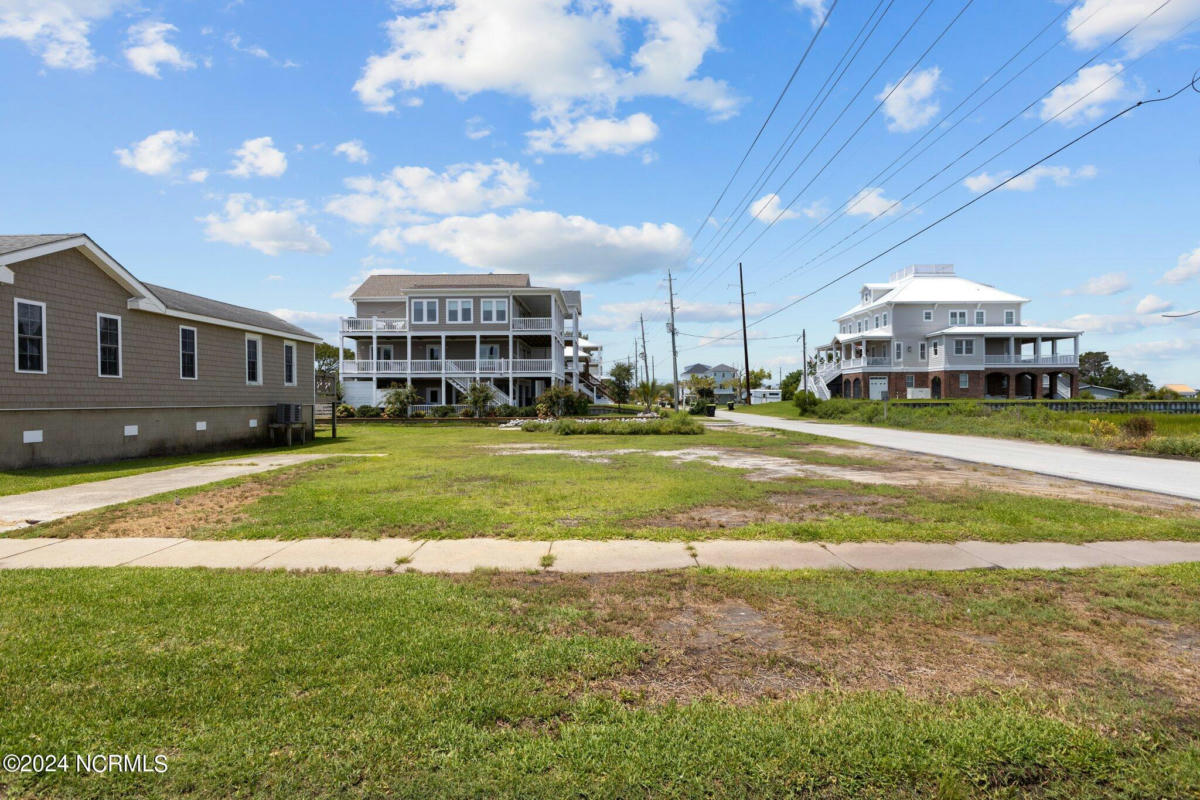 309 N 7TH ST # L14, MOREHEAD CITY, NC 28557, photo 1 of 11