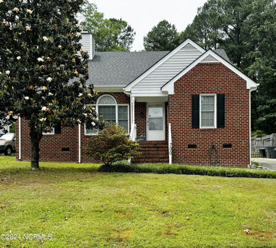700 PINE KNOLL DR, ROCKY MOUNT, NC 27804, photo 1 of 33