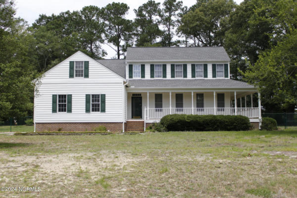 102 S COUNTRY CLUB DR, KENANSVILLE, NC 28349 - Image 1