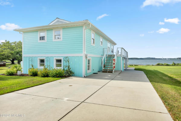 171 HALL POINT RD, SNEADS FERRY, NC 28460 - Image 1