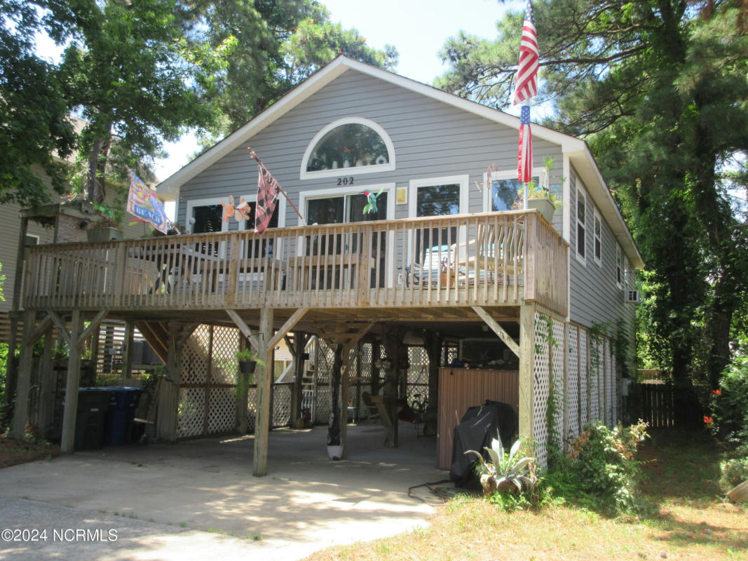 202 W LOST COLONY DR, NAGS HEAD, NC 27959, photo 1 of 17