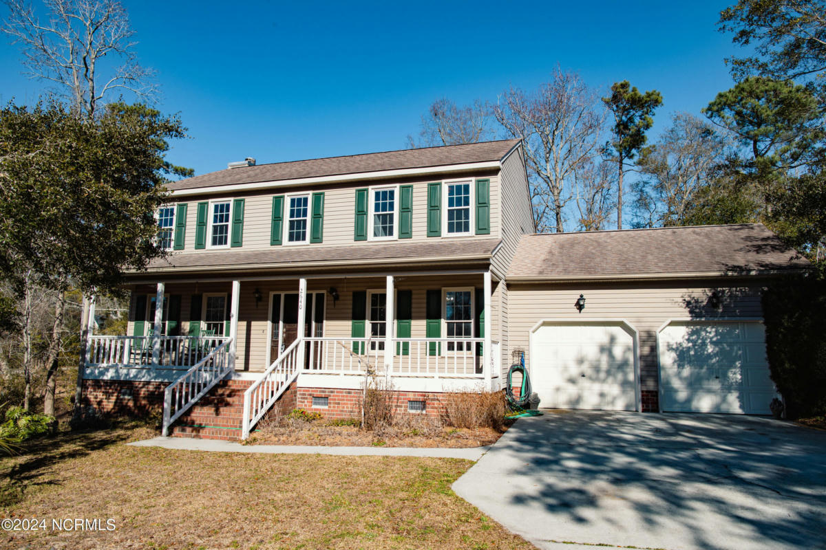 2640 MIDDLE SOUND LOOP RD, WILMINGTON, NC 28411, photo 1 of 37