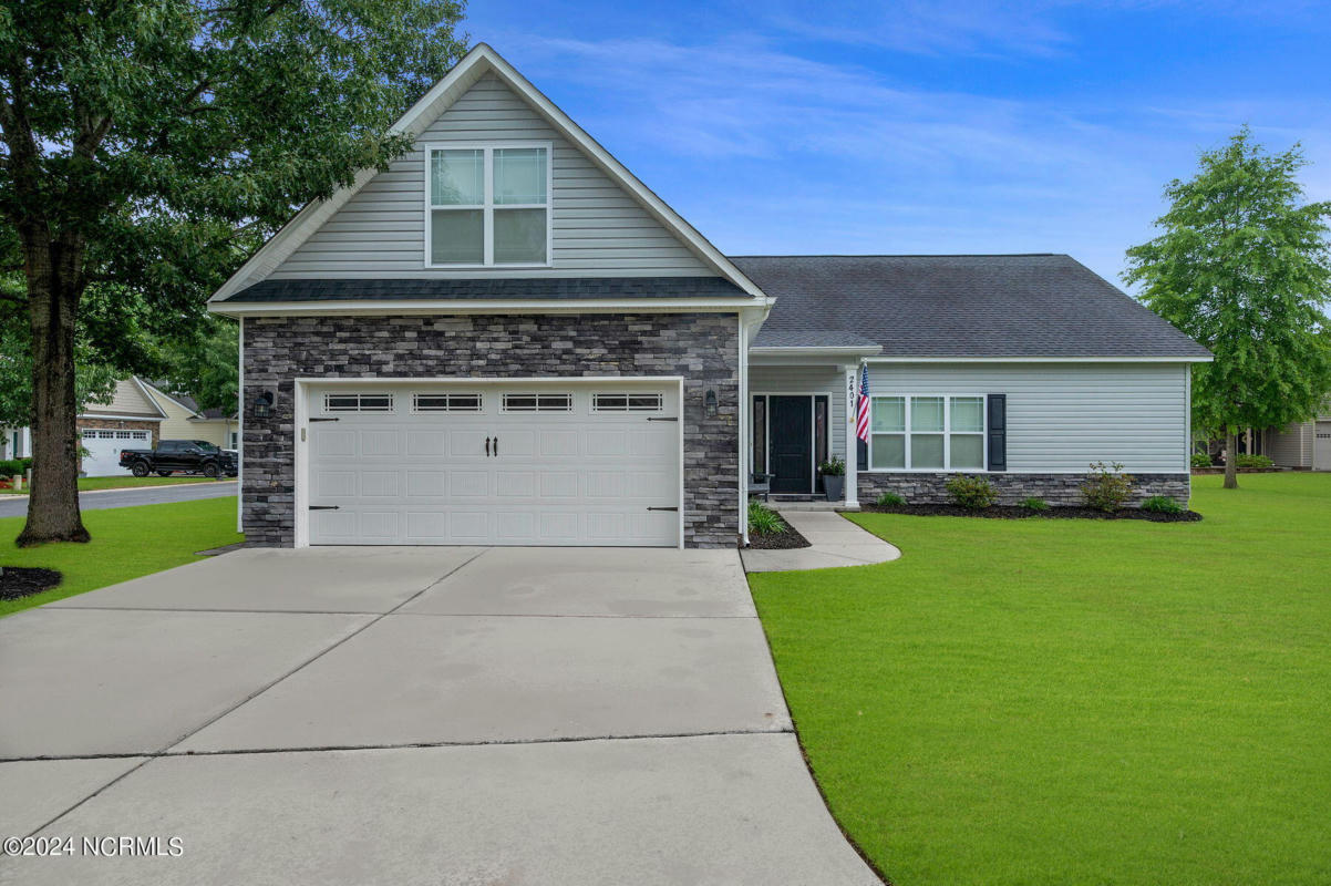 2401 CARLOW PL, WINTERVILLE, NC 28590, photo 1 of 45