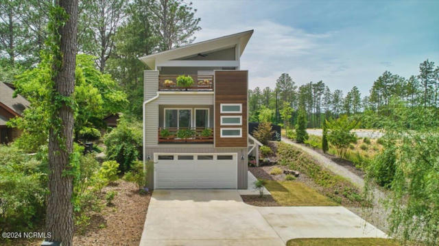 640 W RHODE ISLAND AVE, SOUTHERN PINES, NC 28387 - Image 1